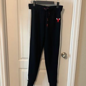 Chicago Bulls New Era Jogger Set